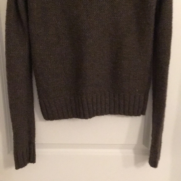 Mossimo Sweater - Picture 7 of 7